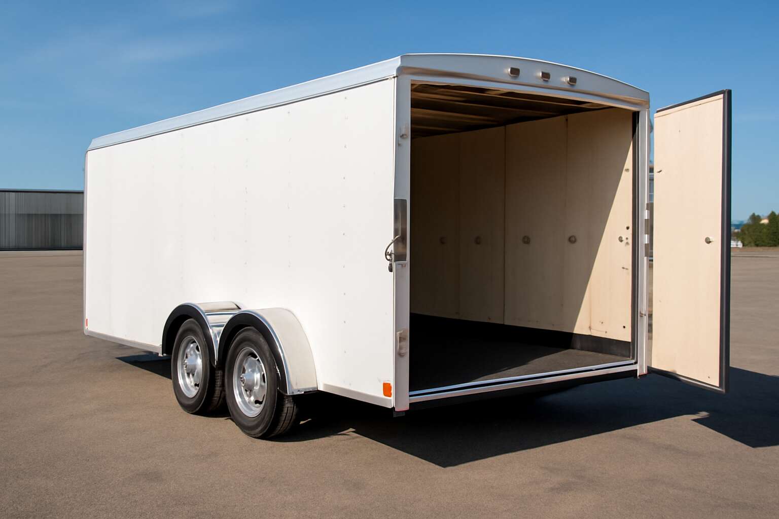 rubber floor enclosed trailer