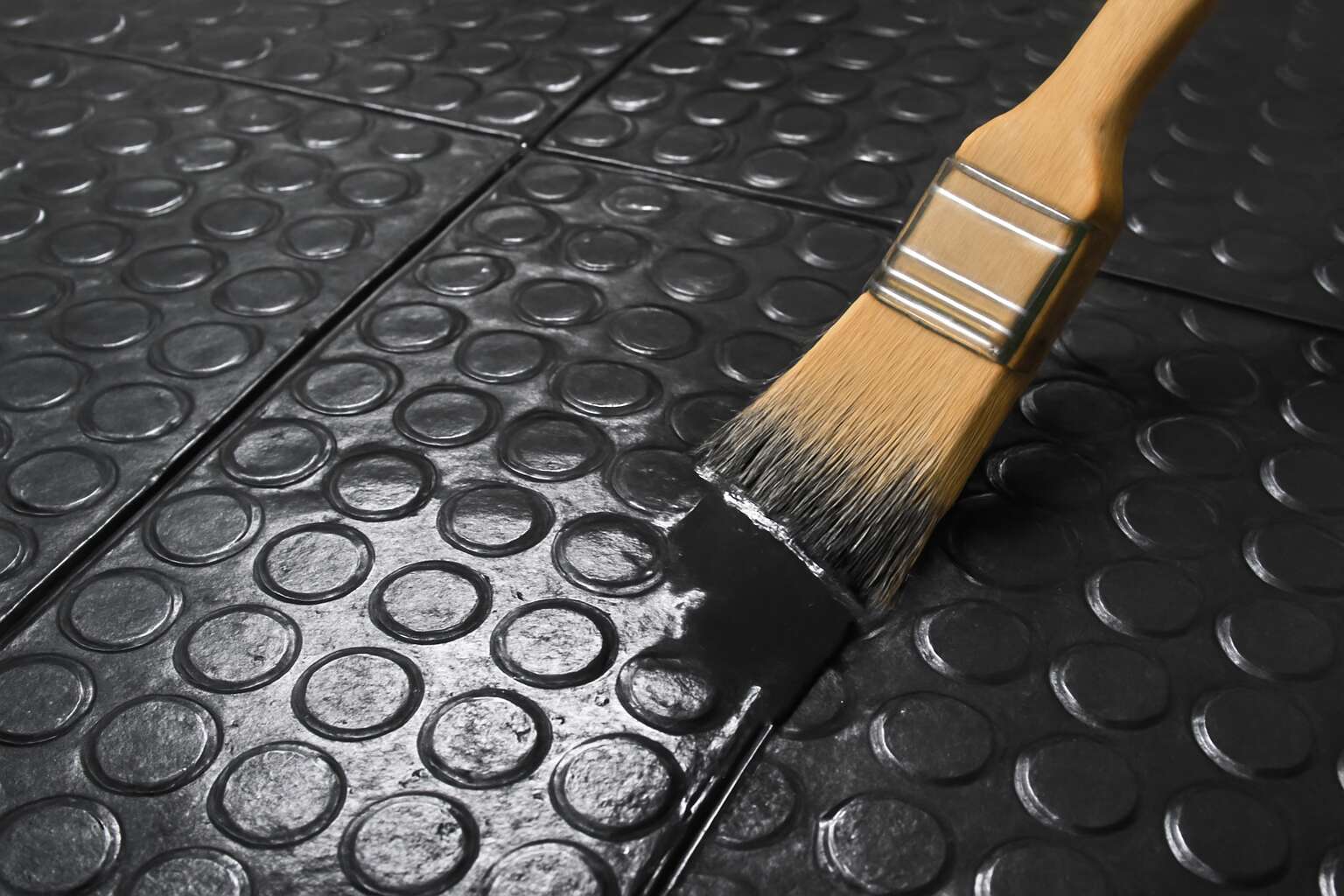 generated_image_6a044cb12cdb7.jpg rubber floor tile sealer